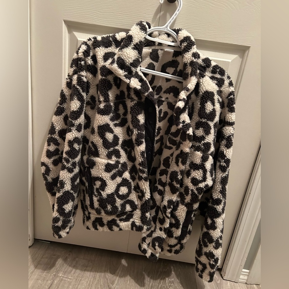Women’s jacket sweater